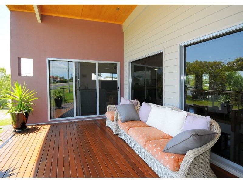 76 Ariadne Street, River Heads QLD 4655