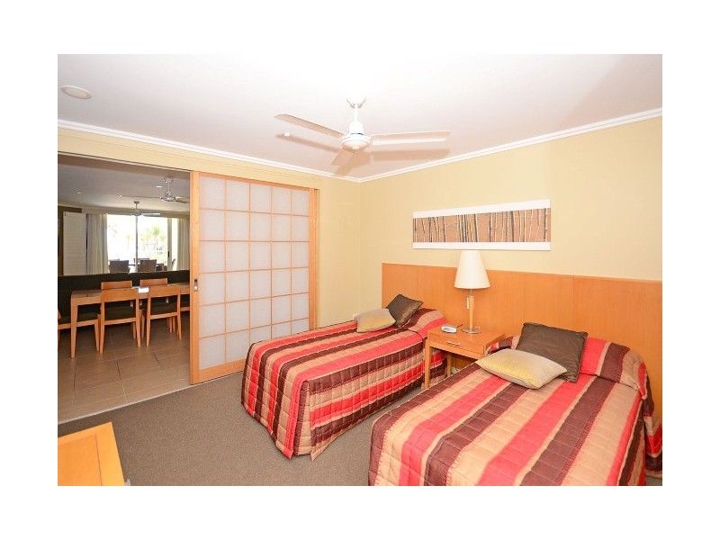 116/569 Charlton Esplanade, Urangan QLD 4655