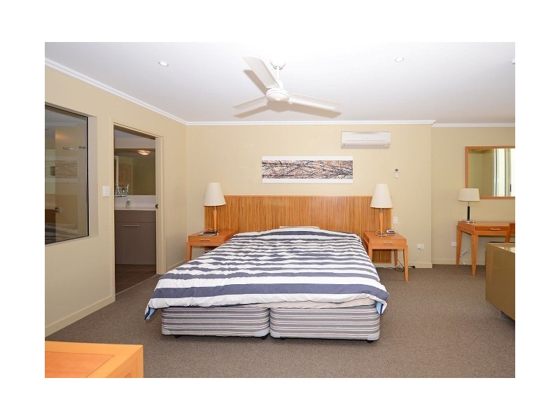 116/569 Charlton Esplanade, Urangan QLD 4655