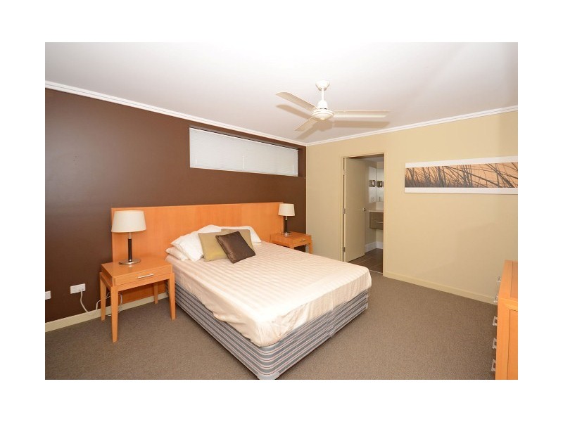 116/569 Charlton Esplanade, Urangan QLD 4655