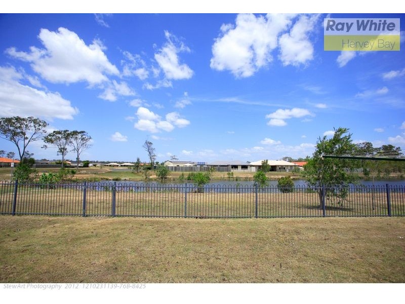8 Wodalla Mews, Point Vernon QLD 4655