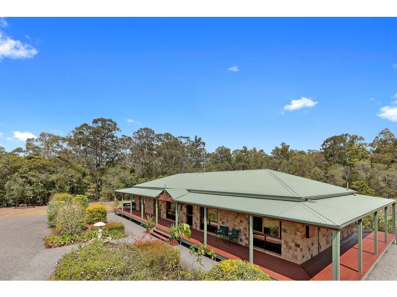 27 Newfarm Place, Takura QLD 4655