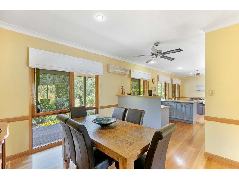 27 Newfarm Place, Takura QLD 4655