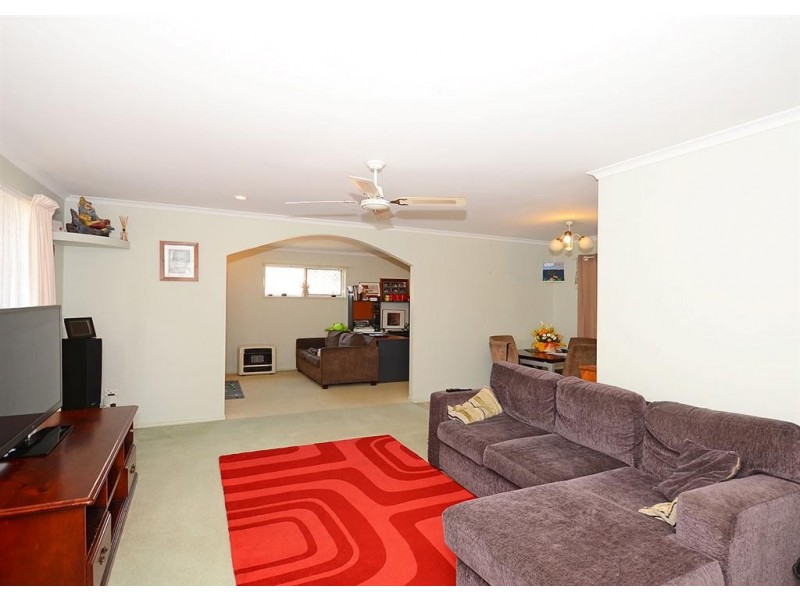 37 Bunker Avenue, Urraween QLD 4655