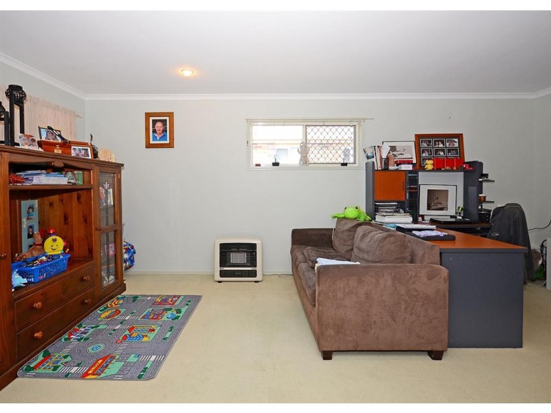 37 Bunker Avenue, Urraween QLD 4655