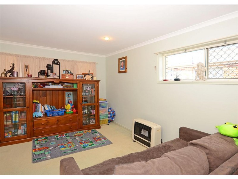 37 Bunker Avenue, Urraween QLD 4655