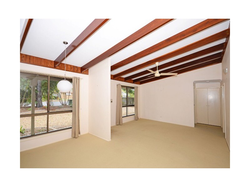 37 Ann Street, Torquay QLD 4655