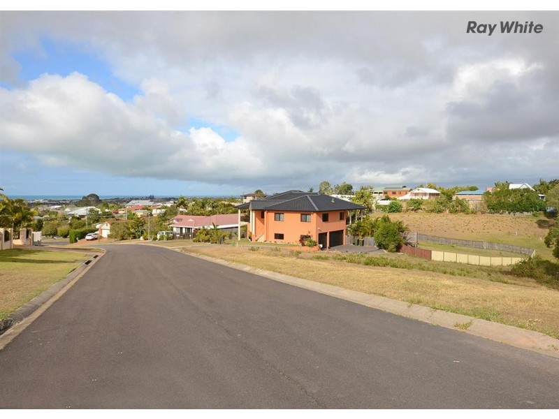 14 Swissalp Drive, Urraween QLD 4655