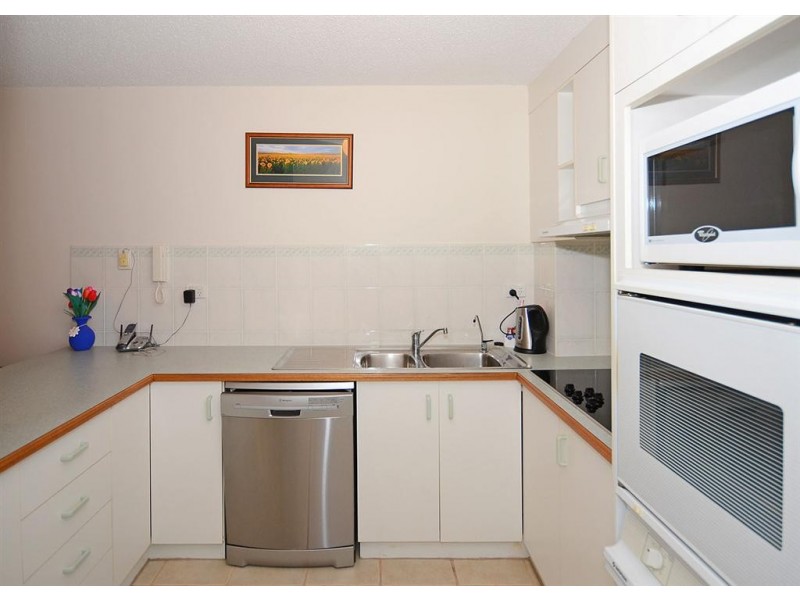 2/44 Freshwater Street, Scarness QLD 4655