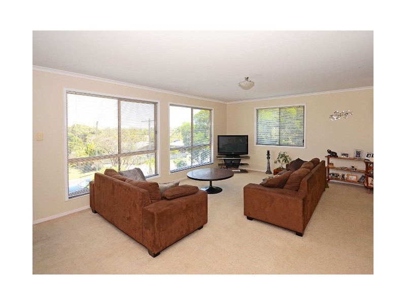 9 Byron Street, Scarness QLD 4655