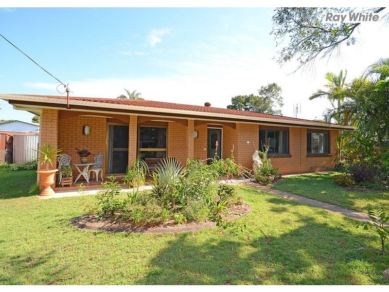 4 Keys Avenue, Torquay QLD 4655