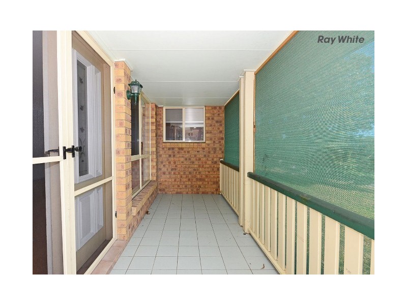 27 Holiday Parade, Scarness QLD 4655