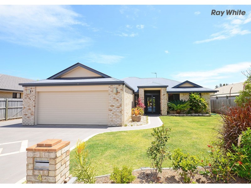 4 Adam Court, Urangan QLD 4655