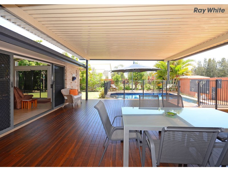 4 Adam Court, Urangan QLD 4655