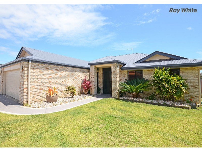4 Adam Court, Urangan QLD 4655