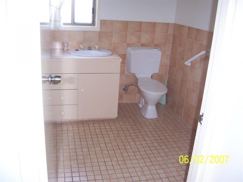 2/32 Cypress Street, Torquay QLD 4655