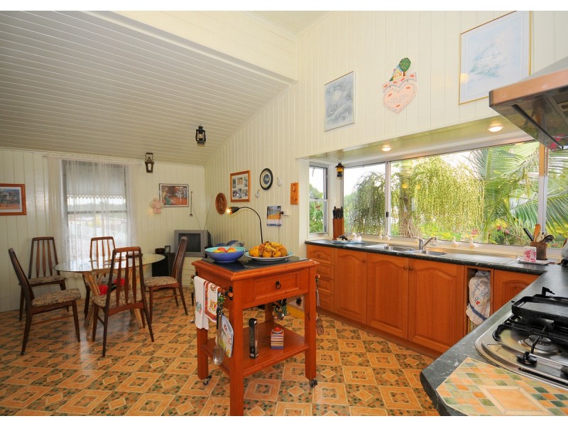 9 Union Street, Torbanlea QLD 4662