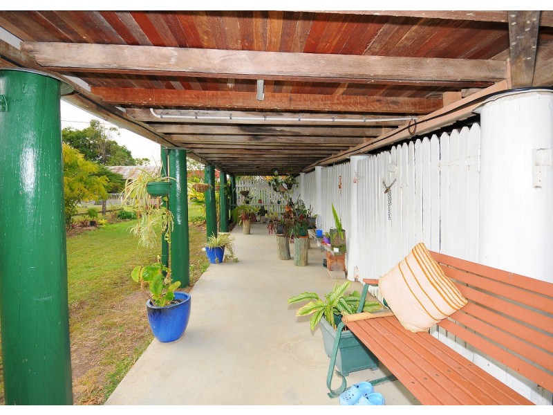 9 Union Street, Torbanlea QLD 4662