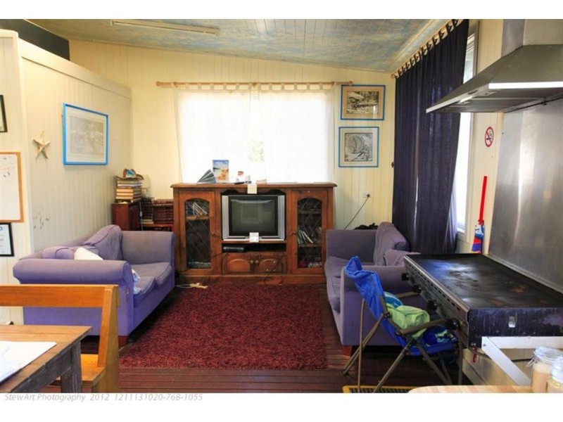 101 and 102 Roper St, Eurong QLD 4581