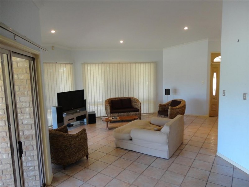 61 Alexander Street, Torquay QLD 4655