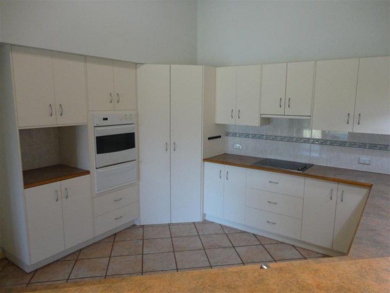 61 Alexander Street, Torquay QLD 4655