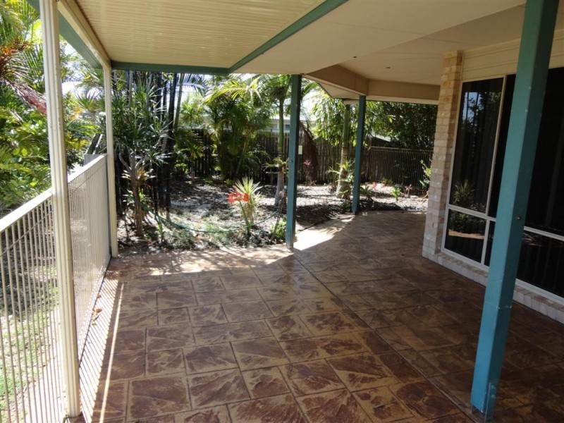 61 Alexander Street, Torquay QLD 4655