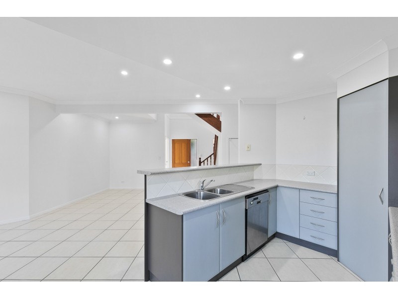 3/179 Torquay Road, Scarness QLD 4655