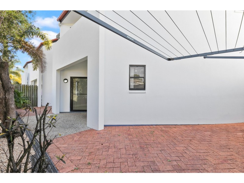 3/179 Torquay Road, Scarness QLD 4655