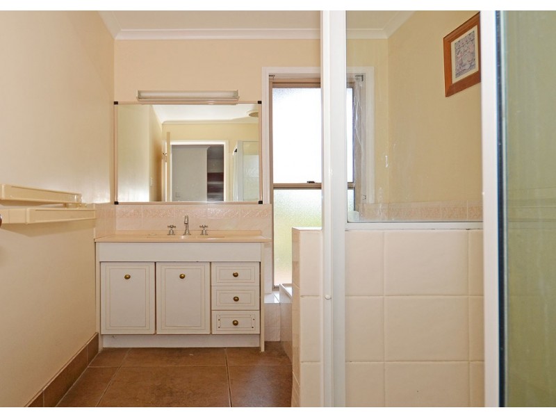 67 Ladbroke Cres, Hervey Bay QLD 4655