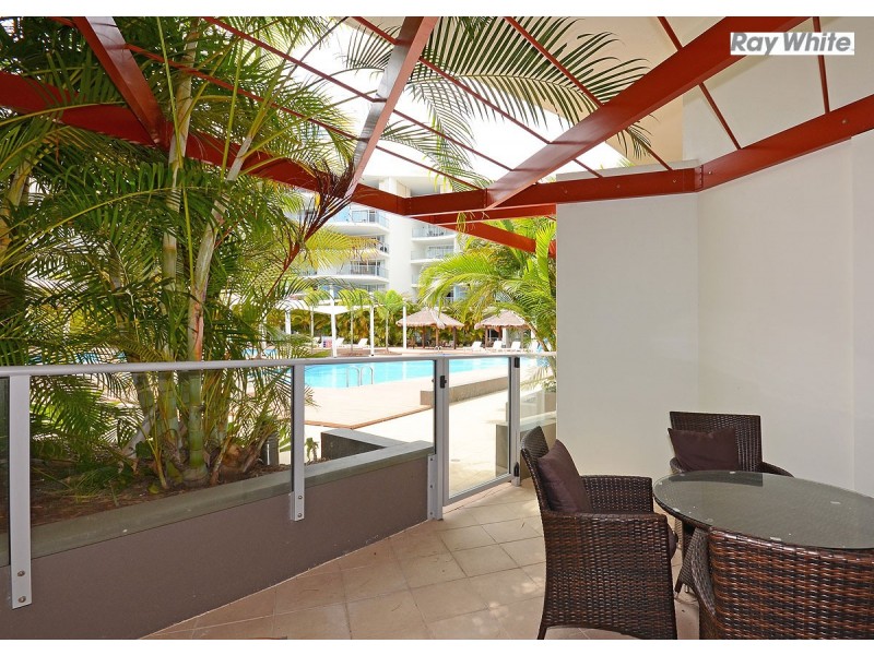 18/569 Charlton Esplanade, Urangan QLD 4655