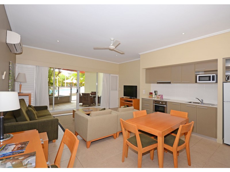 18/569 Charlton Esplanade, Urangan QLD 4655