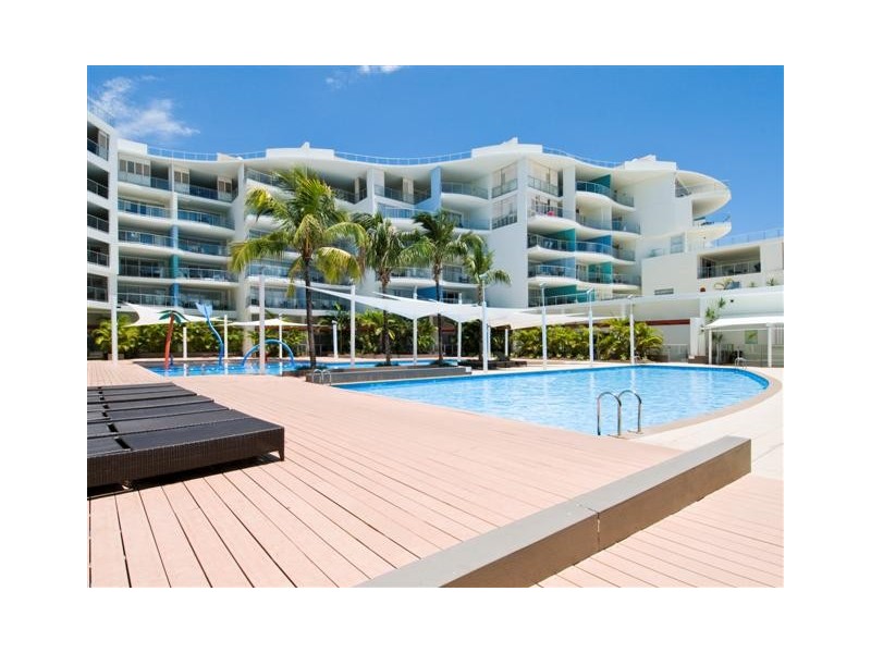 18/569 Charlton Esplanade, Urangan QLD 4655