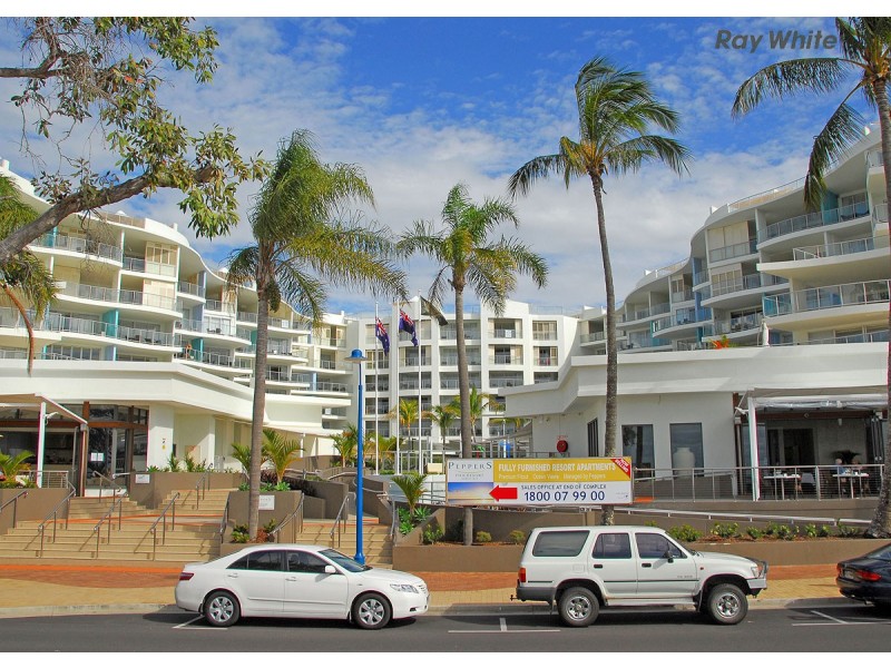 18/569 Charlton Esplanade, Urangan QLD 4655