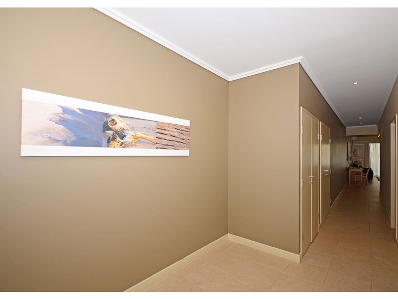 18/569 Charlton Esplanade, Urangan QLD 4655