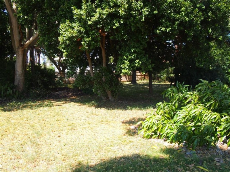 51 Polson Street, Point Vernon QLD 4655