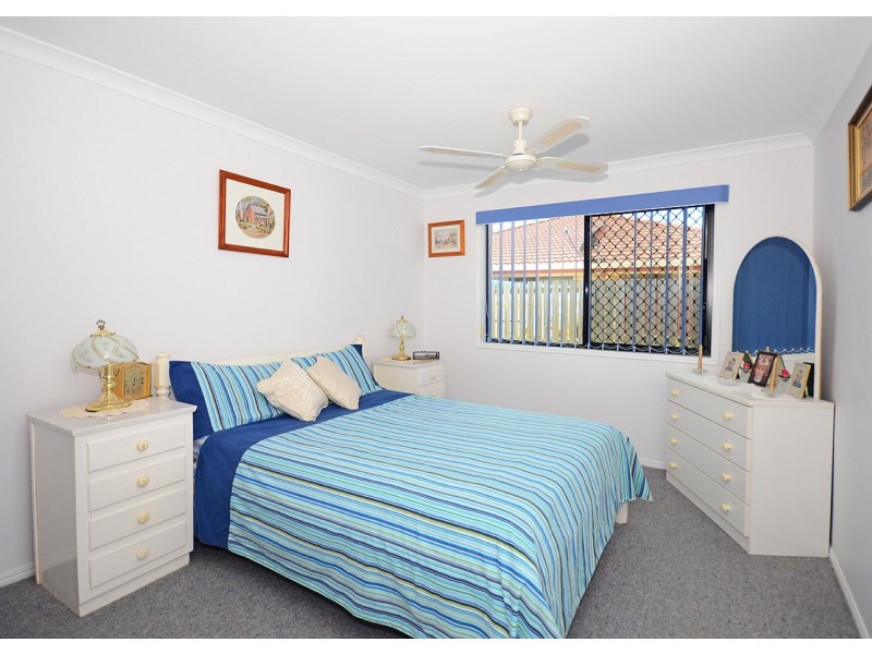 12 Surrey Court, Kawungan QLD 4655