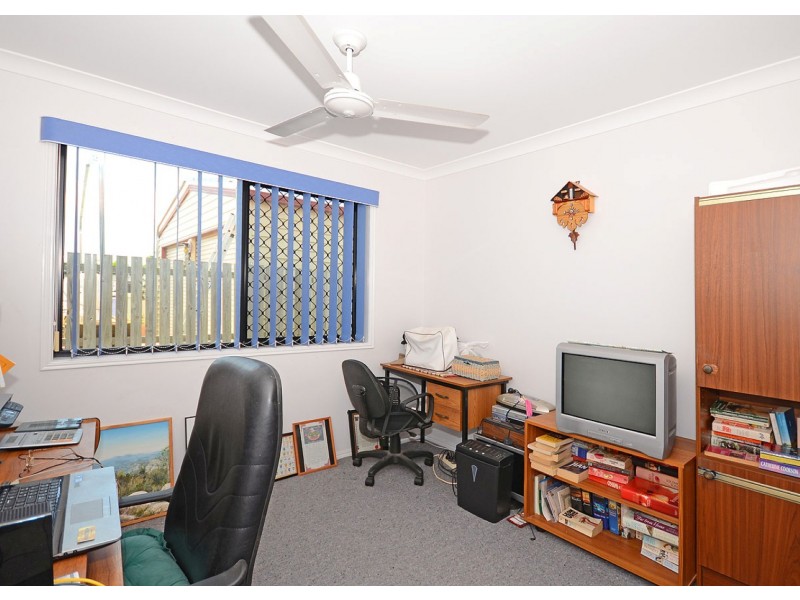 12 Surrey Court, Kawungan QLD 4655