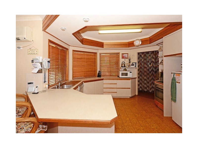 8 Rocky Court, Kawungan QLD 4655