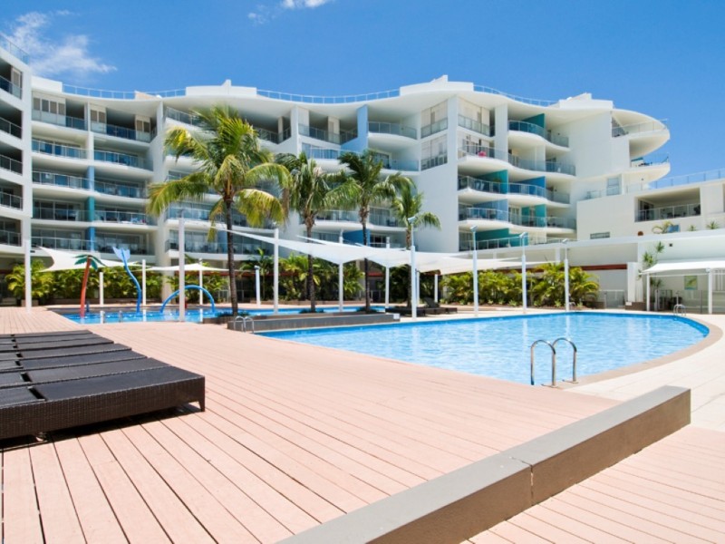 319/569 Charlton Esplanade, Urangan QLD 4655
