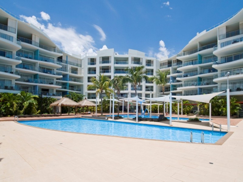 319/569 Charlton Esplanade, Urangan QLD 4655