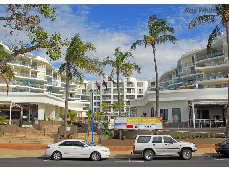 319/569 Charlton Esplanade, Urangan QLD 4655