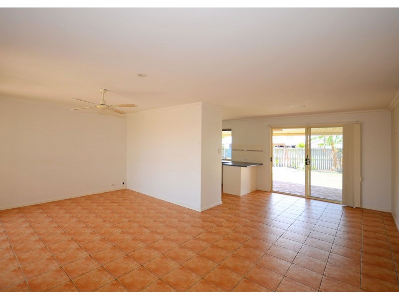 30 Durham Court, Kawungan QLD 4655