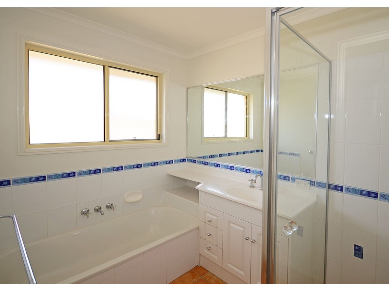 30 Durham Court, Kawungan QLD 4655