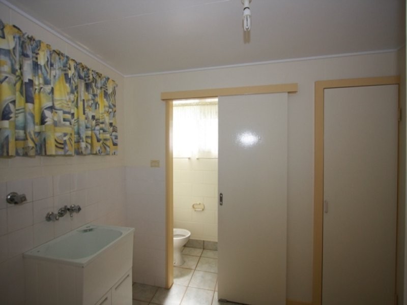 661 Charlton Esplanade, Urangan QLD 4655