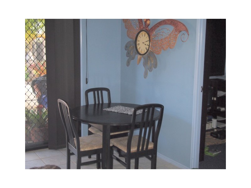 8 Kiwi Court, Point Vernon QLD 4655