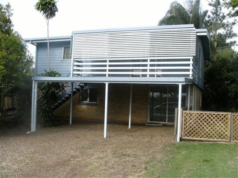 1 Murphy Street, Point Vernon QLD 4655