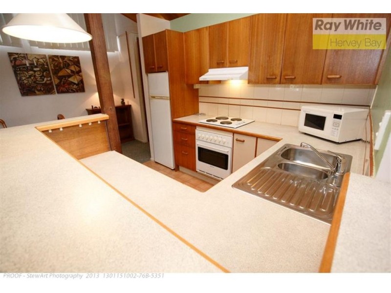 2/652 Charlton Esplanade, Urangan QLD 4655