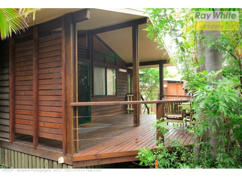 2/652 Charlton Esplanade, Urangan QLD 4655