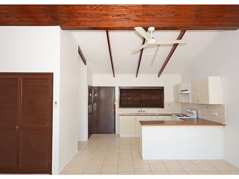 9 Tingira Terrace, Scarness QLD 4655