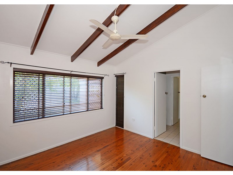 9 Tingira Terrace, Scarness QLD 4655